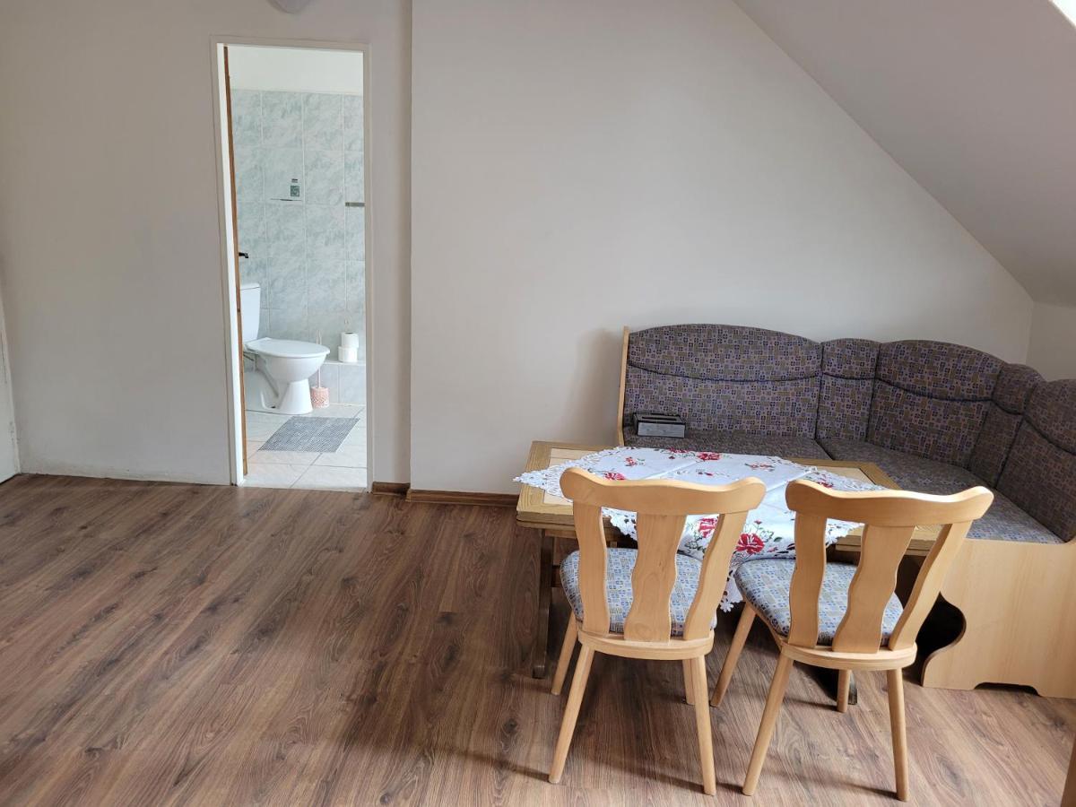 Studentska Apartments Karlovy Vary Dış mekan fotoğraf